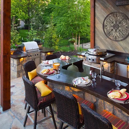 Outdoor kitchen with evo affinity grill