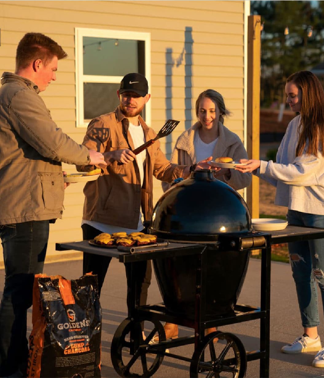 golden-cast-iron-kamado-grill-02 outdoor cooking